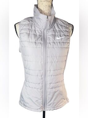 Nike Women’s Light Grey Quilted Vest